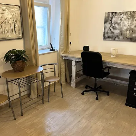 Karagiotas House Apartment