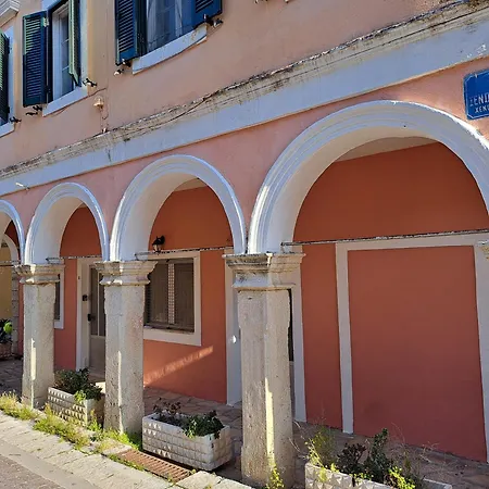 Karagiotas House * Corfu (city)